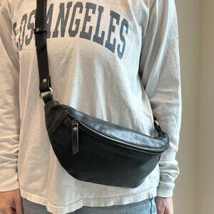 Mandrn Atlas Black Leather Fanny Pack Crossbody Sling Bag Excellent Condition